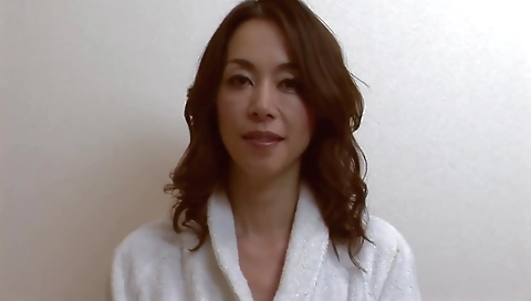 Hot milf with huge natural tits / slit-d penetrationsir sterling pear