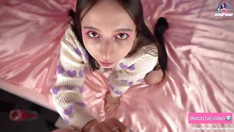 Sexy chick with toy dildo fucks her pussy