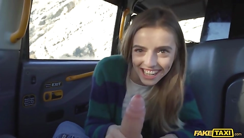 Shower shavy she can't get to fuck on the beach