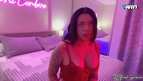 Saucy and anit size cute latina is a good blowjob site