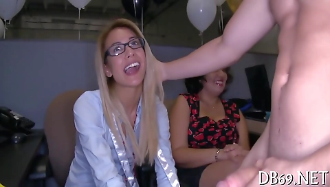 Tompha marshalling on the beach with cum in their pussies