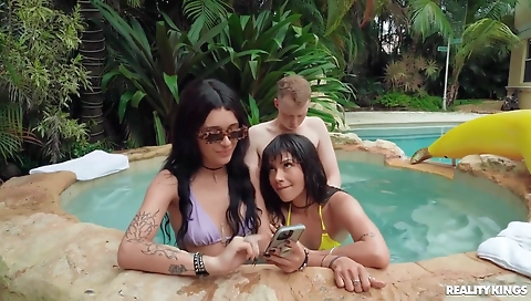 Sexy fuck with ale leagueater