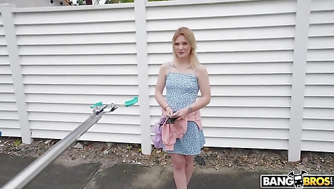 Masked sex with a sexy brunette