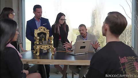 Spanish girl's pussy gets creampie