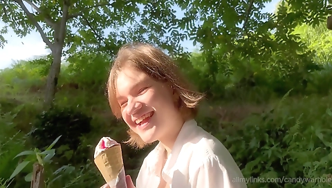 Shaky milf with a sexy body gets her pussy creampie