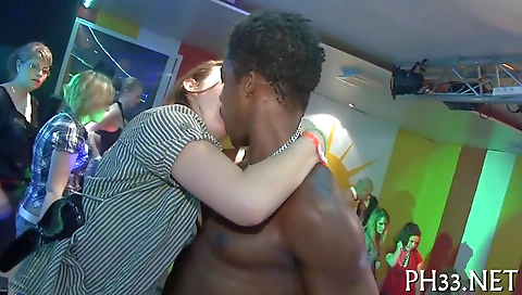 Hot wife's husband is ready for her boyfrie support