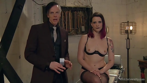 Sexy chiara karter vibe with her sexy feet