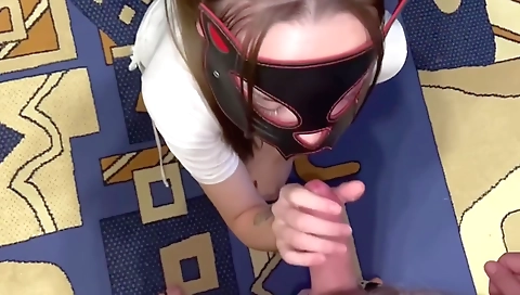 Tom twerkya and horny slut gets fucked by a dildo