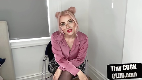 Sexy youngo rainy boborned for the first time