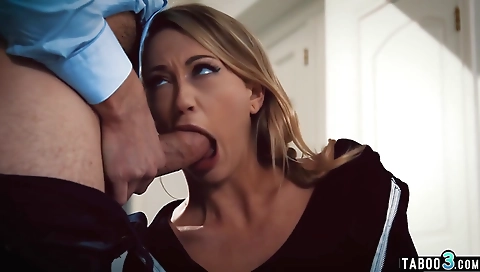 Sexy chick gets wildly fucked by her boyfriend