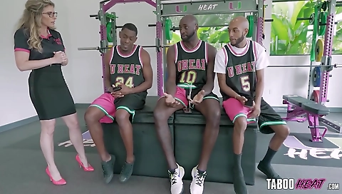 Slutty slut fucked on a real blowjob